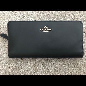 Coach Smith Leather Skinny Wallet